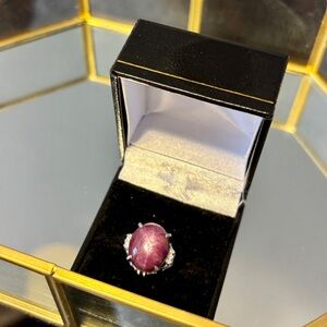 Platinum natural pink star sapphire ring